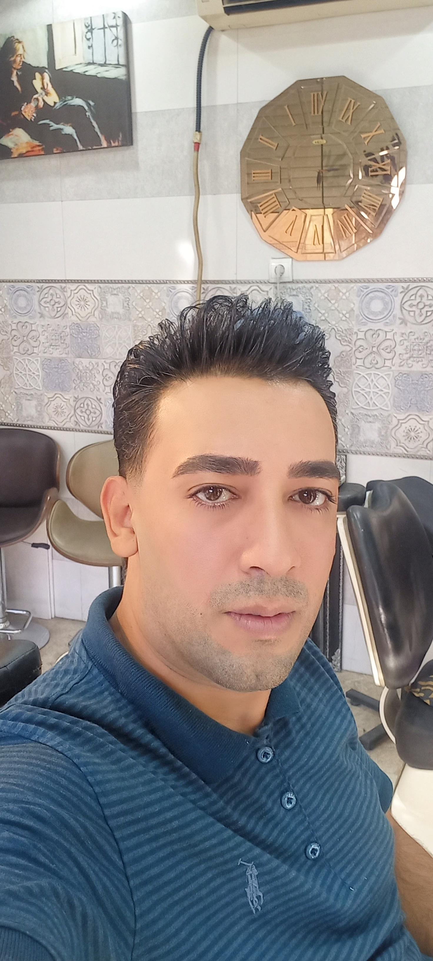 عکس کلبه موی جوان