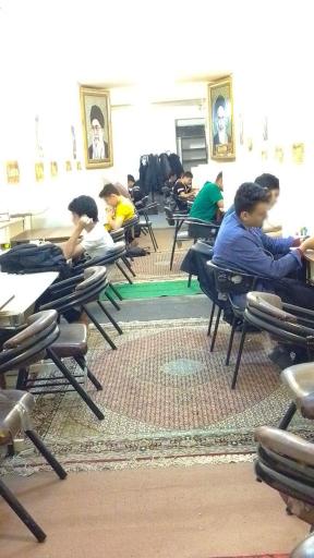 عکس دبیرستان آقا مصطفی خمینی