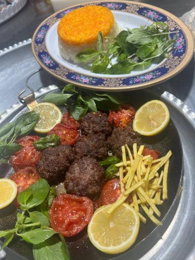 عکس کافه رستوران  باغ شهر