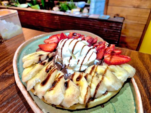 عکس کافه رستوران باربیکیو نرگس