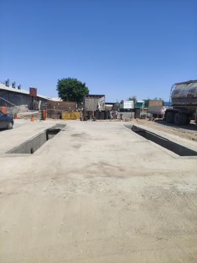 عکس تعویض روغن حسین خانی 