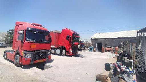 عکس تعویض روغن حسین خانی 