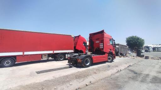 عکس تعویض روغن حسین خانی 