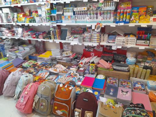 عکس آرایشی و نوشت افزار کوروش