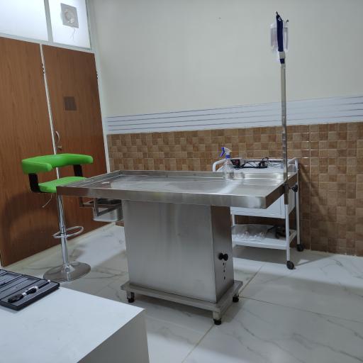 عکس بیمارستان دامپزشکی مزرعه