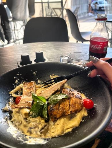 عکس کافه آمور