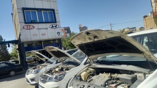 عکس تعمیرگاه اتومبیل