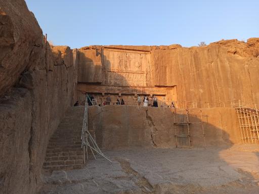 عکس آرامگاه اردشیر سوم