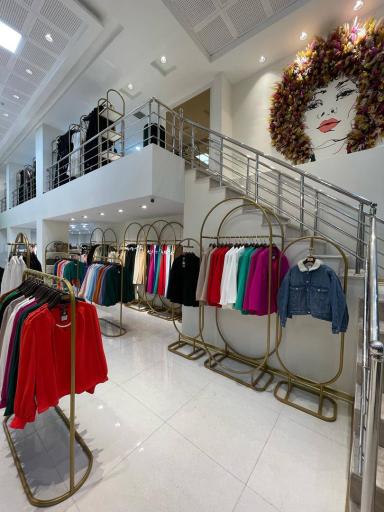 عکس فروشگاه لوتوس 