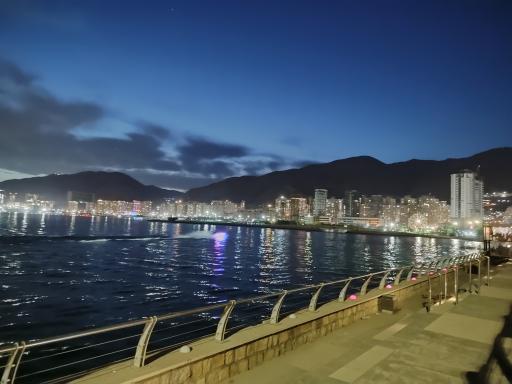 ساحل دریاچه شهدای خلیج فارس