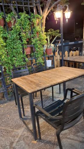 عکس کافه شکلات تلخ کافه نانت