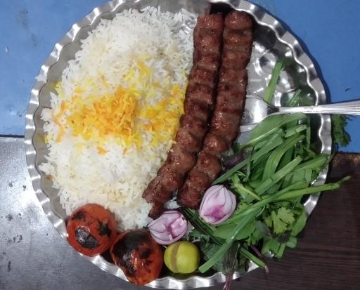 غذاخوری عزیز زاده