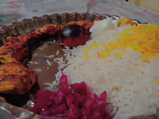 عکس رستوران سنتی باغ شمعدونی