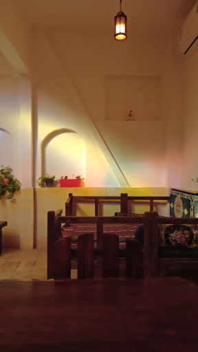 عکس رستوران سنتی باغ شمعدونی