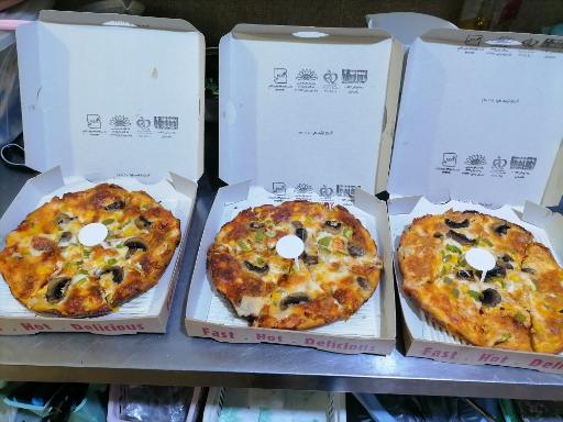 عکس رستوران سنتی باغ شمعدونی