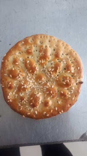 عکس کیک و کلوچه پزی امین