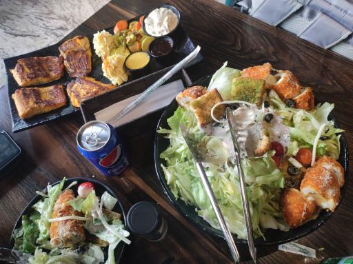 عکس هتل پارسیان آزادی