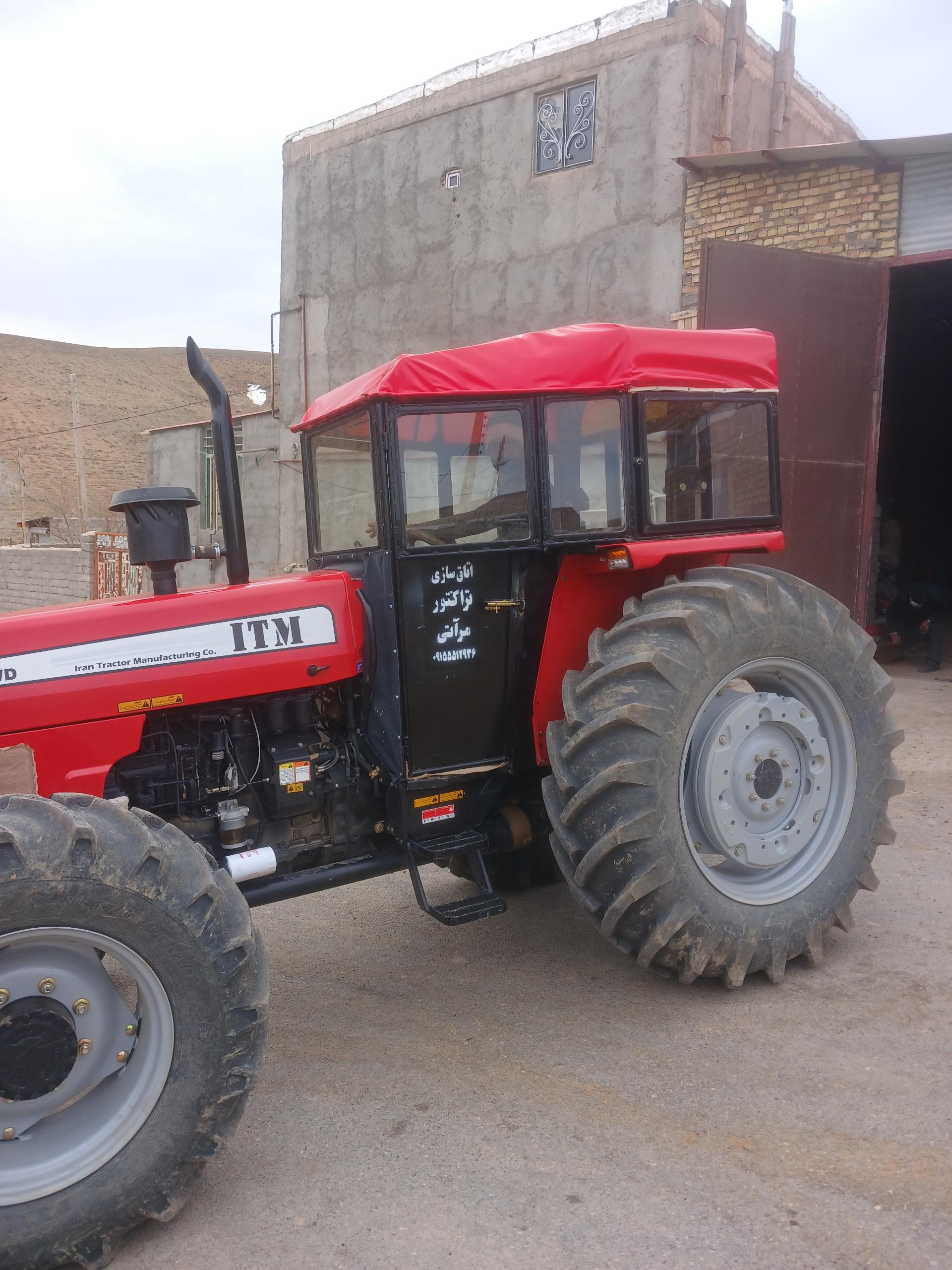 عکس اتاق سازی تراکتور