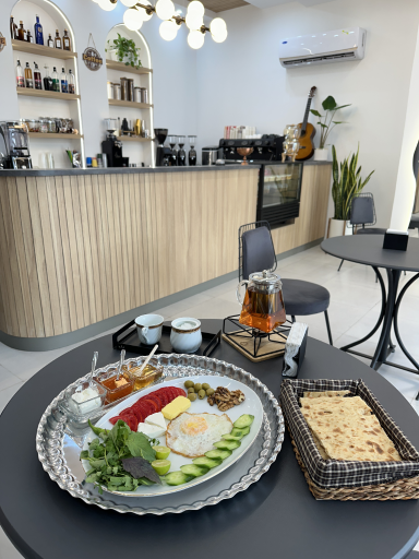 عکس کافه سام 