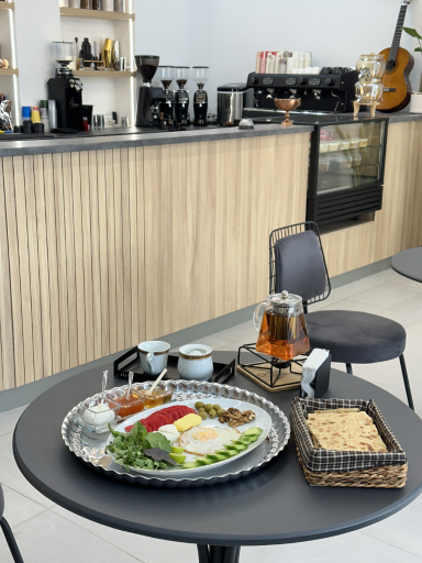 عکس کافه سام 