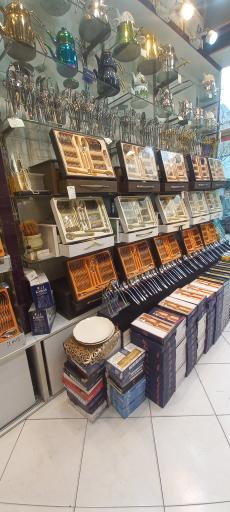 عکس قاشق رنگی