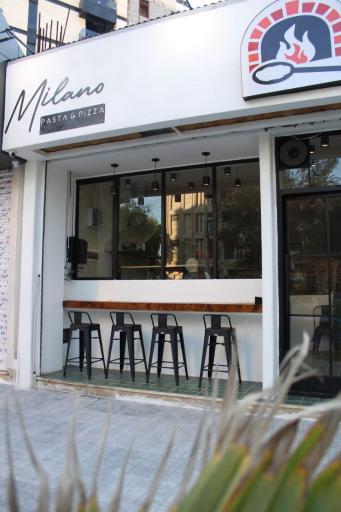 عکس رستوران میلانو
