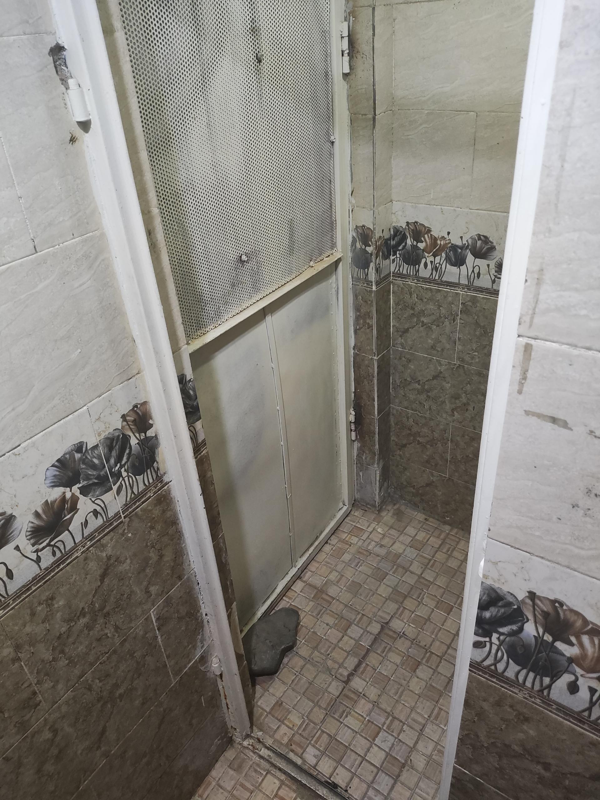 عکس سرویس بهداشتی شهید اشکان فدایی