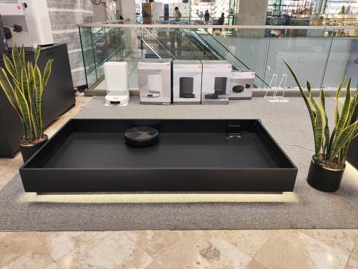 فروشگاه تخصصی جاروهای رباتیک ربوجارو