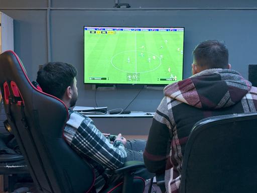 عکس کافه گیمنت نایت سیتی