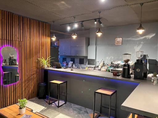 عکس کافه گیمنت نایت سیتی