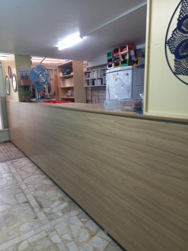 عکس هنرستان فنی حرفه اي دخترانه مهرآور 