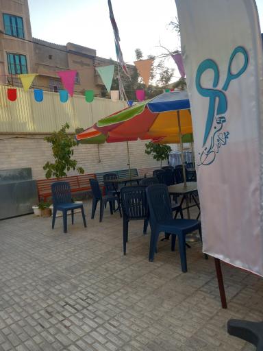 عکس هنرستان فنی حرفه اي دخترانه مهرآور 