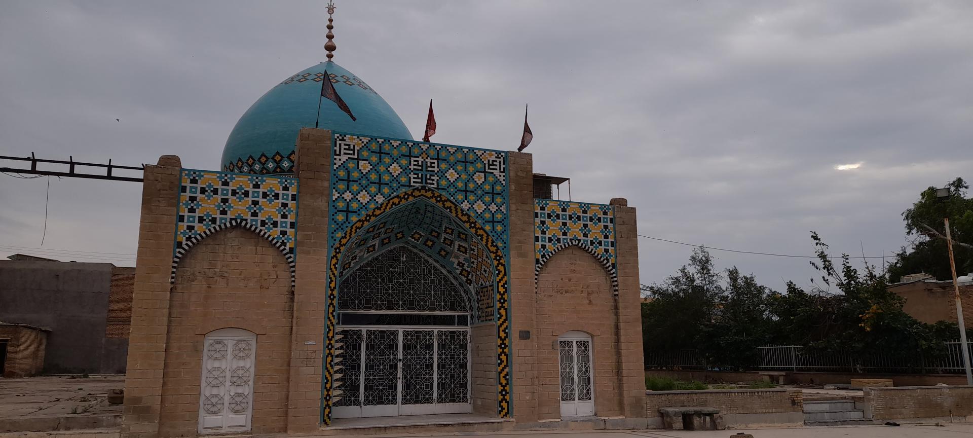 عکس بقعه براءبن مالک انصاری