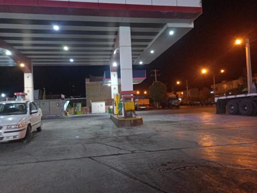 عکس جایگاه اختصاصی قادرآباد (بنزین و گازوئیل)