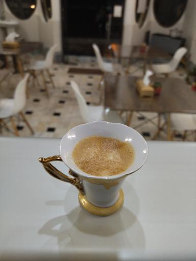 عکس آبمیوه و بستنی ماهان