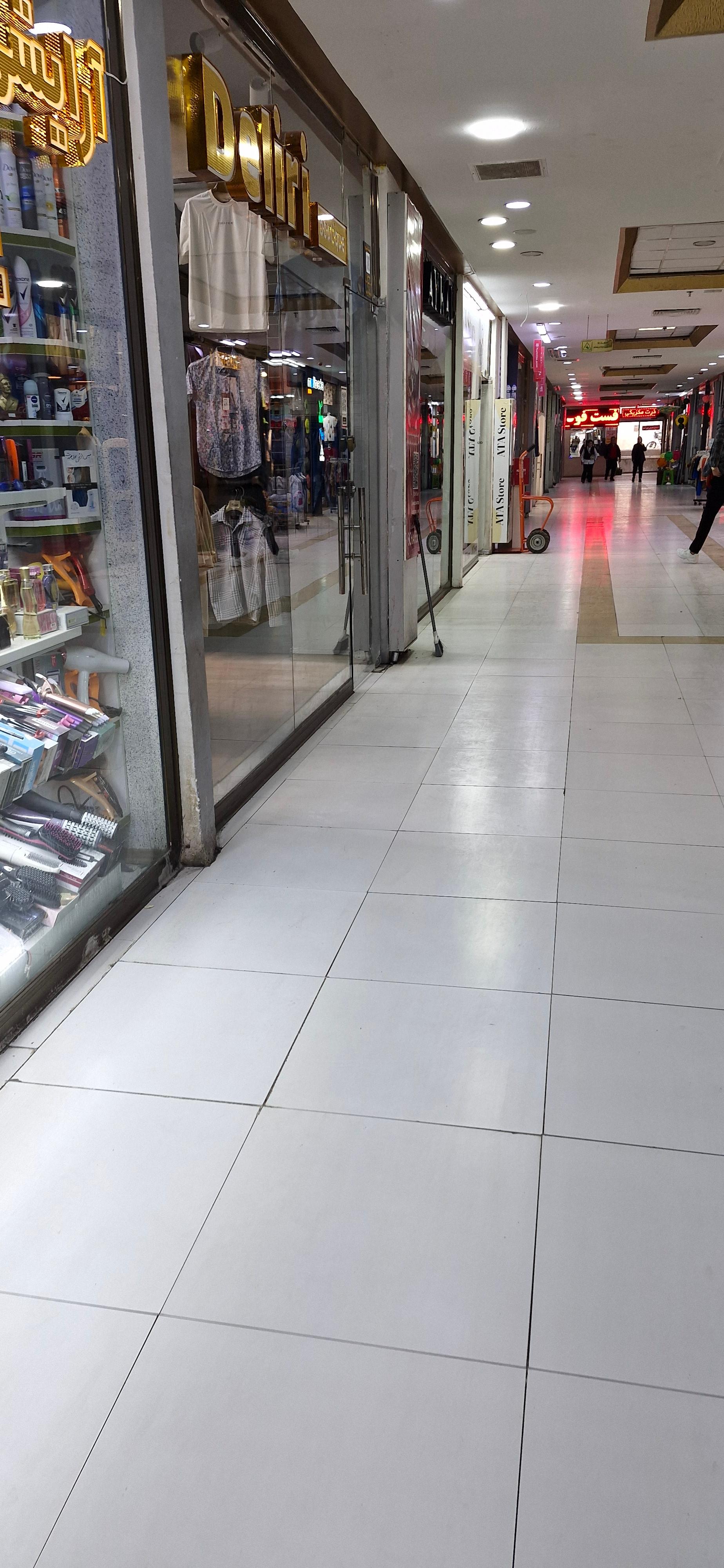 عکس مجتمع تجاری ستارخان ارس