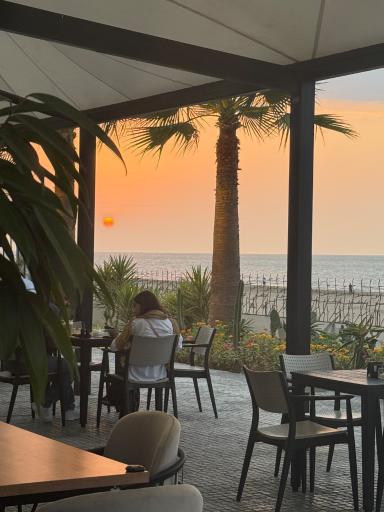 عکس کافه مندا