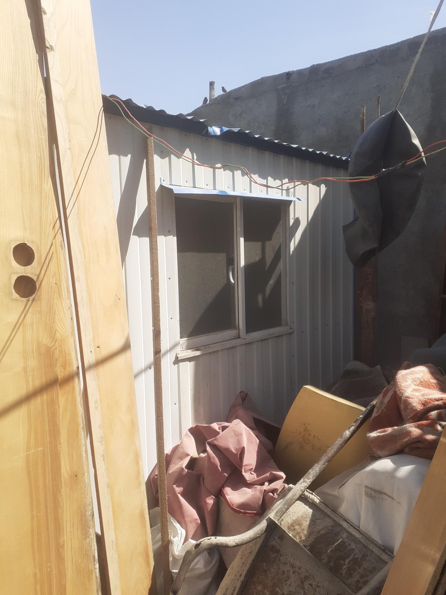 عکس انبار چوب رحیم زاده