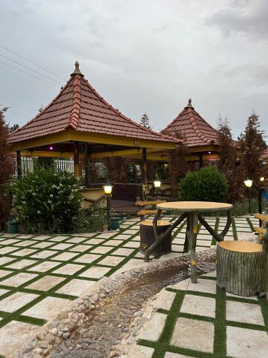 عکس رستوران و فست فود فیروزه