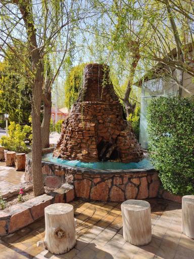 باغ رستوران رز