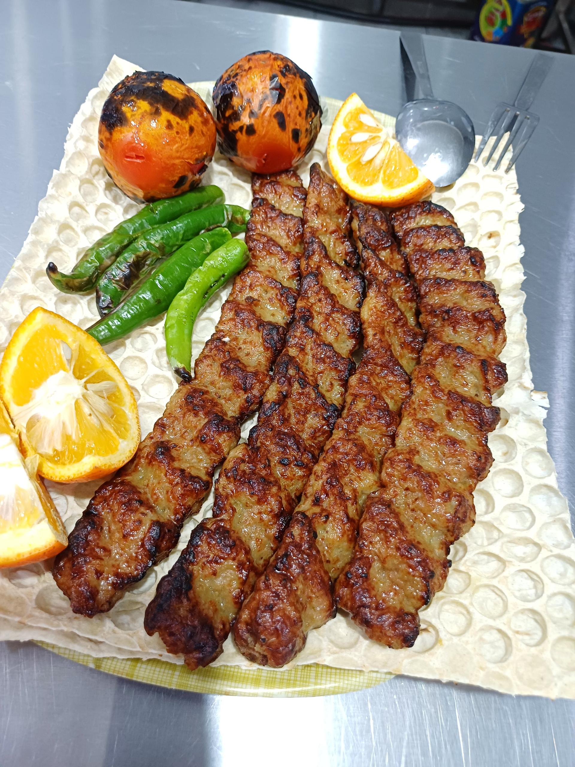 عکس تهیه غذای ساویز