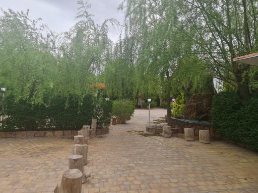 باغ رستوران رز