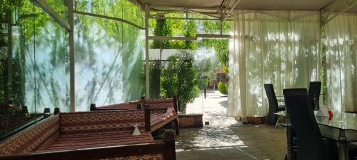 عکس باغ رستوران رز