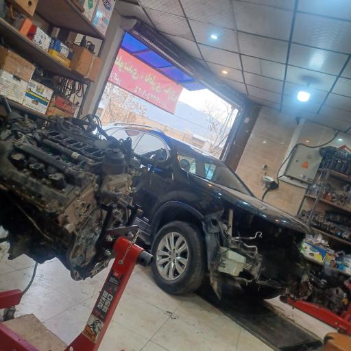 عکس تعمیرگاه هیوندای کیا حاتمی