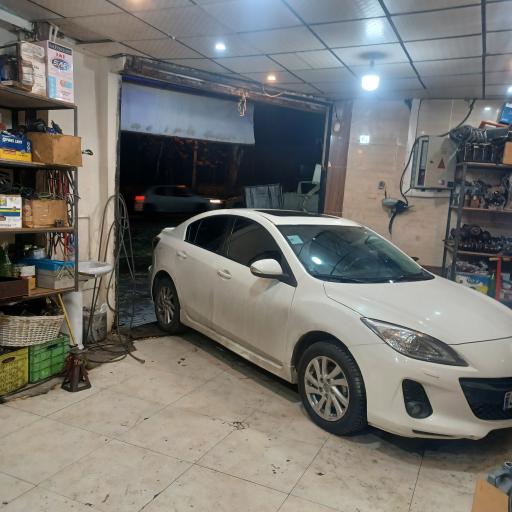 عکس تعمیرگاه هیوندای کیا حاتمی