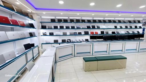 عکس فروشگاه لپ تاپ عصر دریا