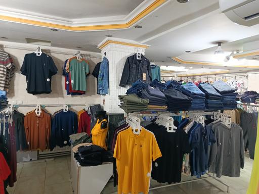 عکس مرکز خرید آنا