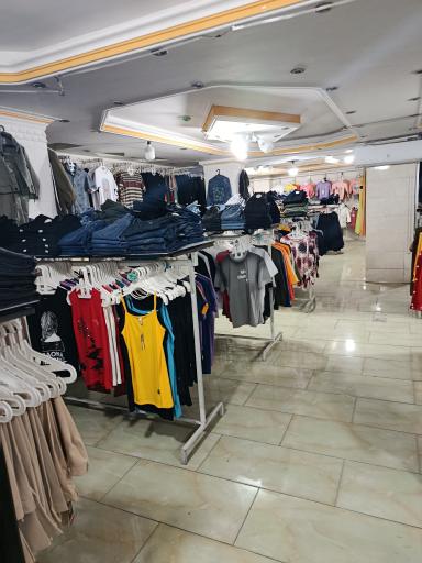 عکس مرکز خرید آنا