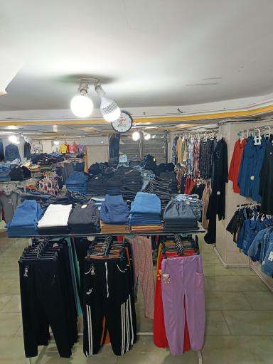 عکس مرکز خرید آنا