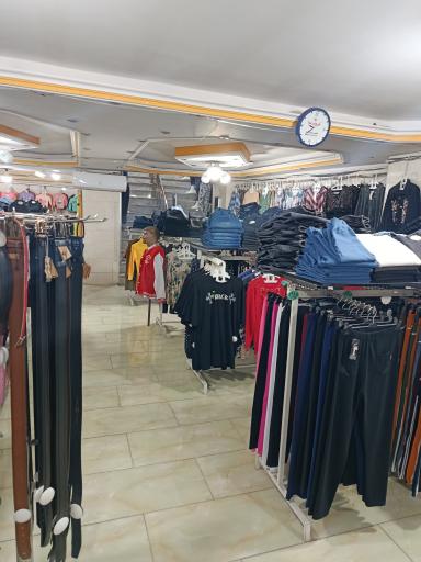 عکس مرکز خرید آنا